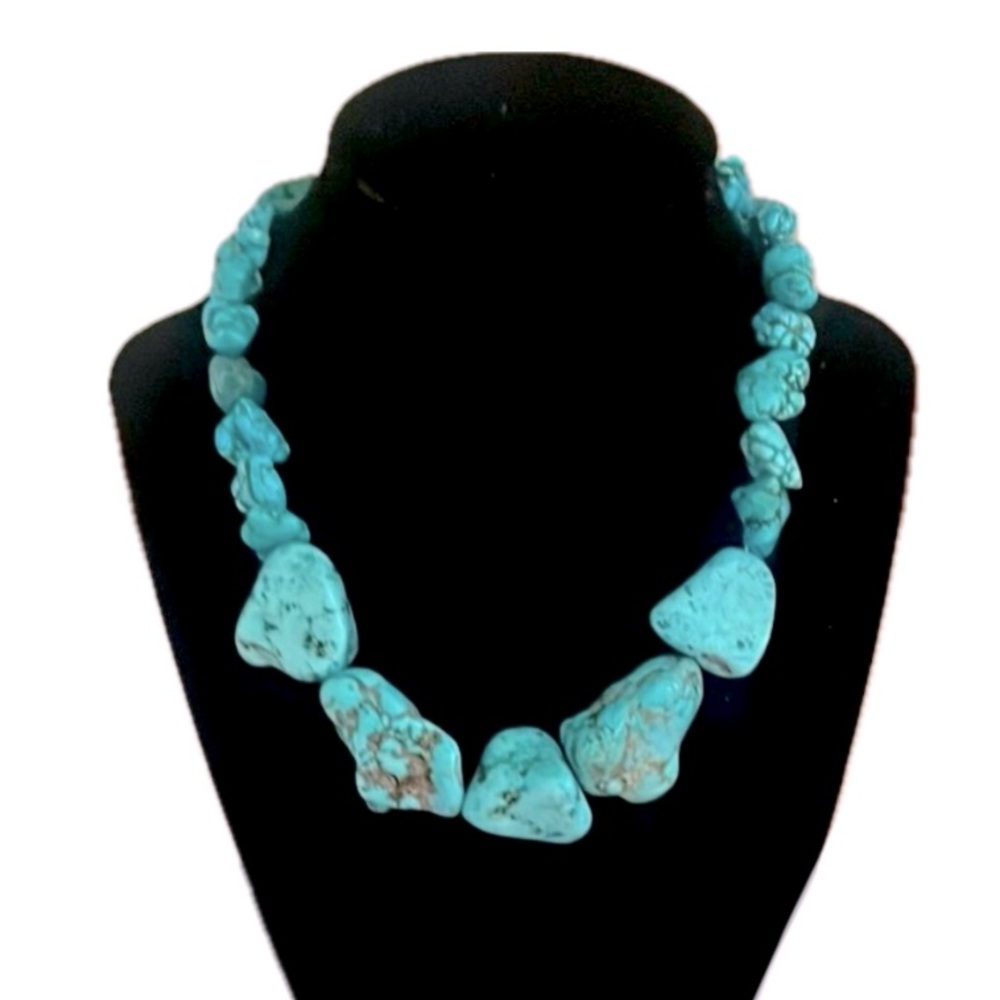 NWT ⚜️🩵⚜️ ATTERRI Gorgeous Natural Turquoise Stone Necklace